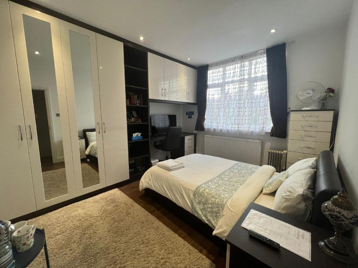 Deluxe Homestay Near Tottenham Hotspur Stadium Londra Dış mekan fotoğraf